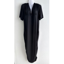 Robe noire extensible